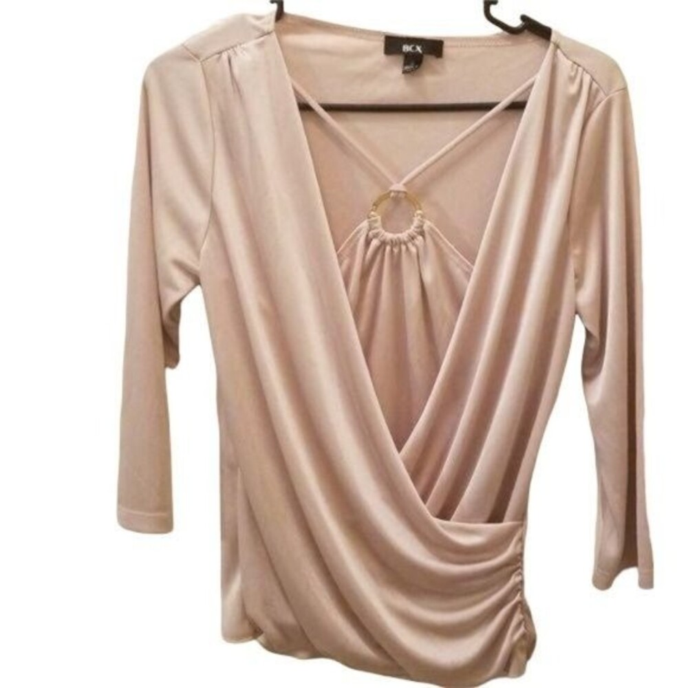 BCX Beige Faux Wrap V Neck Gold Ring Detail 3/4 Sleeve Top Sz M